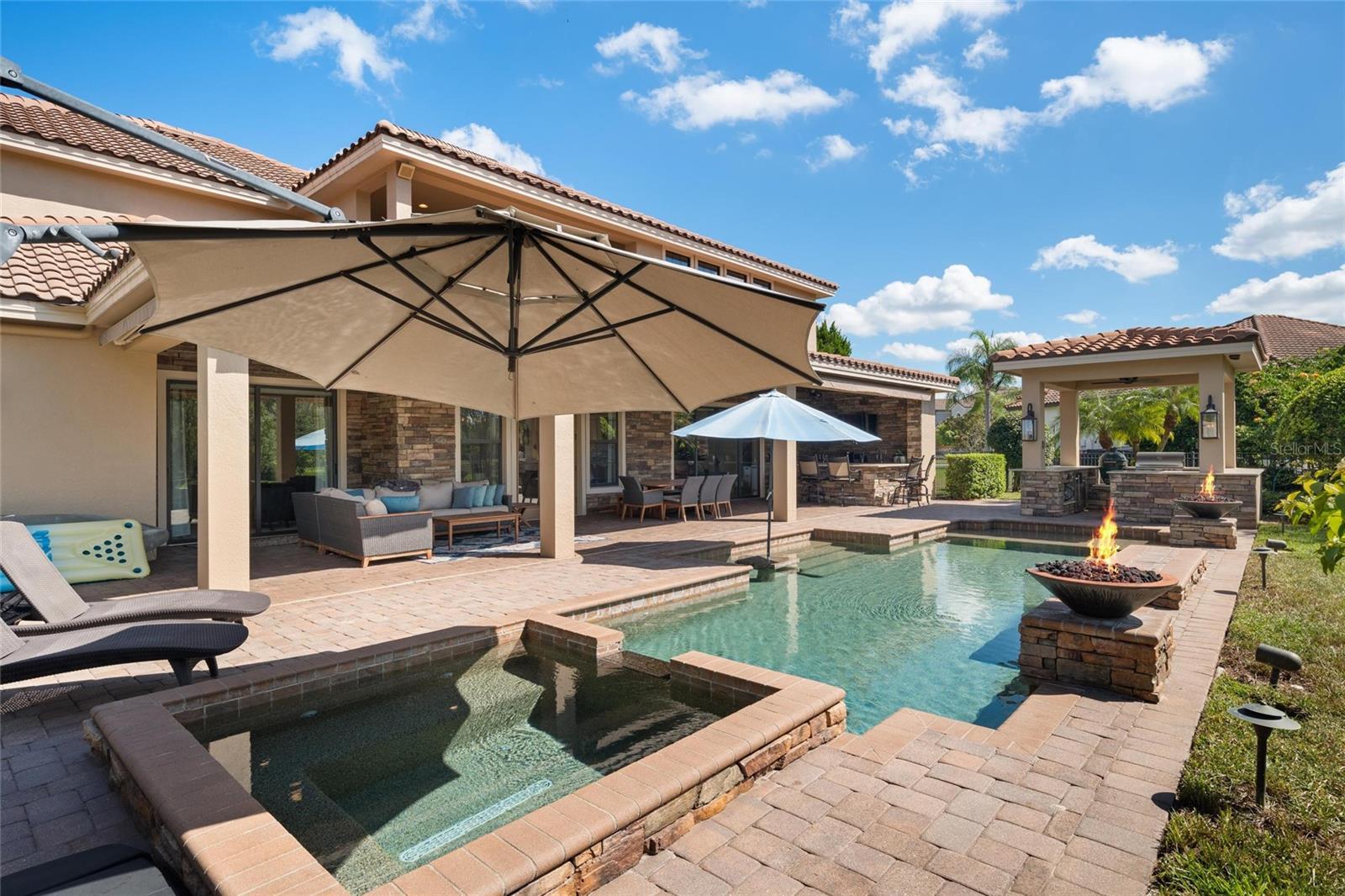 LADERA - Residential