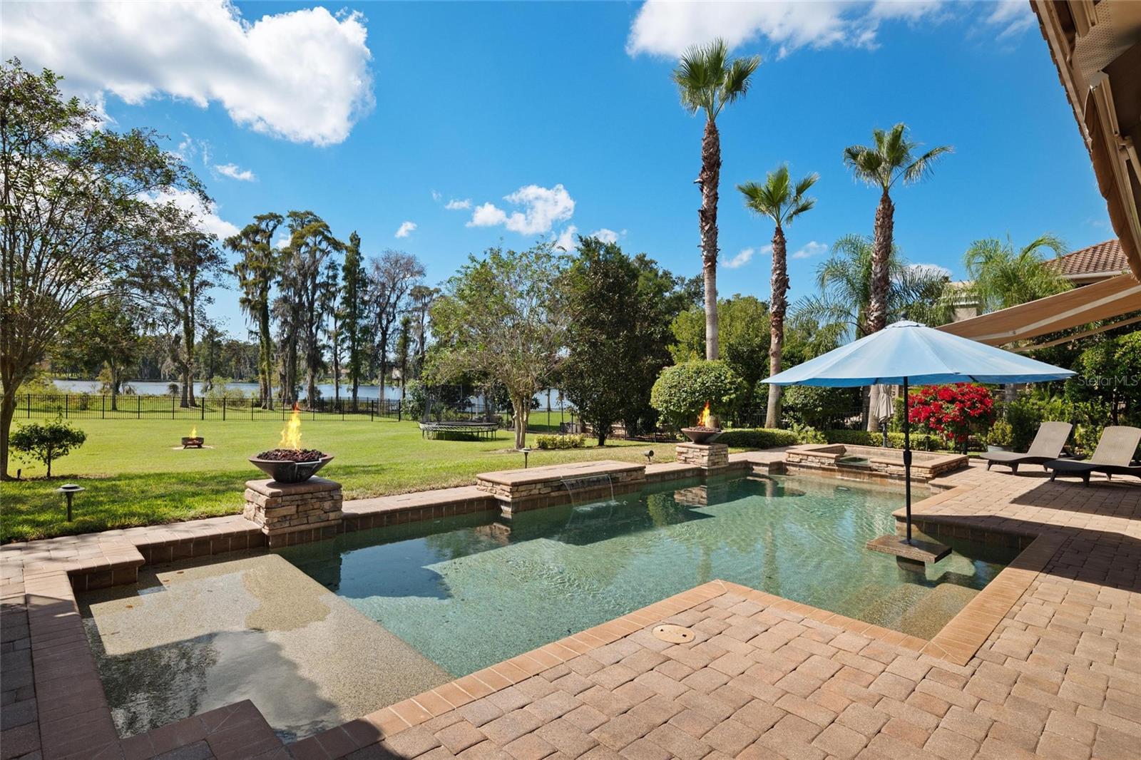 LADERA - Residential