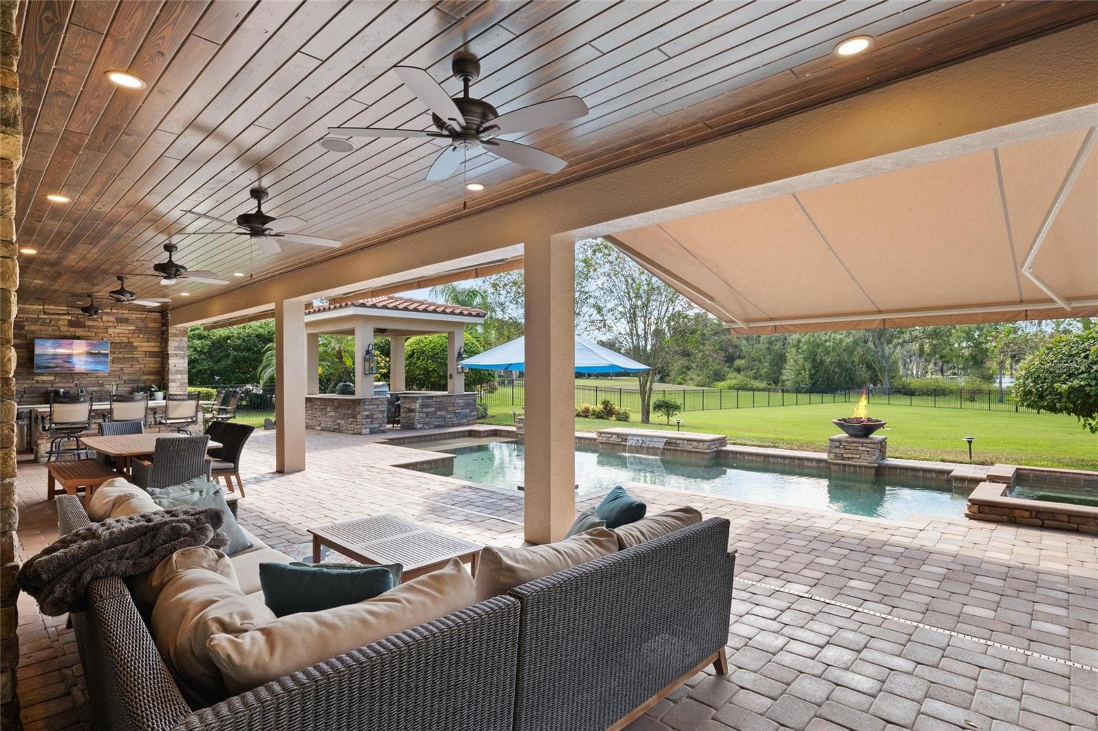 LADERA - Residential