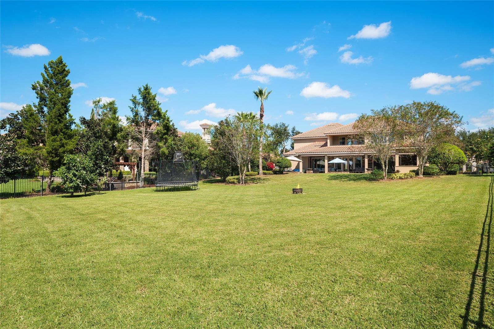 LADERA - Residential