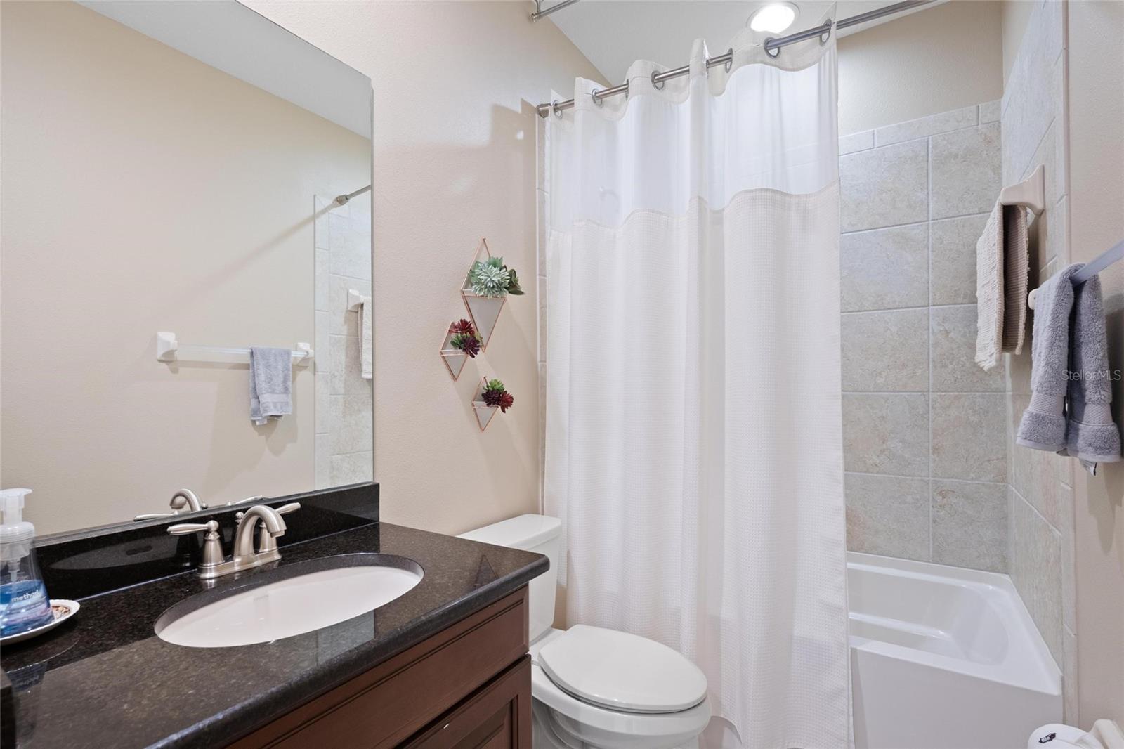 LADERA - Residential