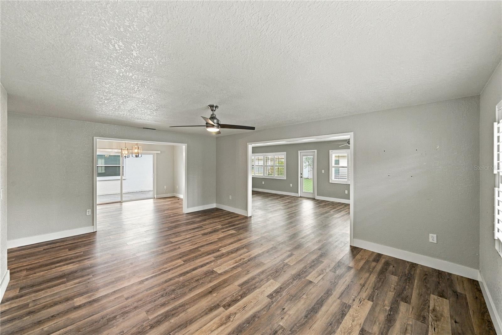 451 CAMEO DRIVE