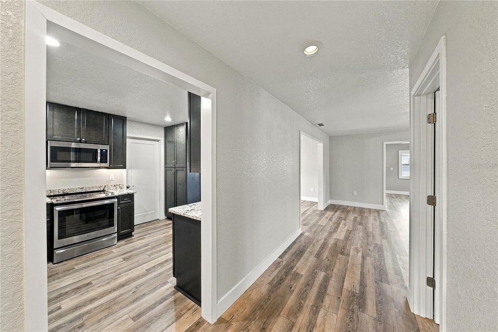 Photo of 451 Cameo Drive, Lakeland, FL 33803 (MLS # L4965088)