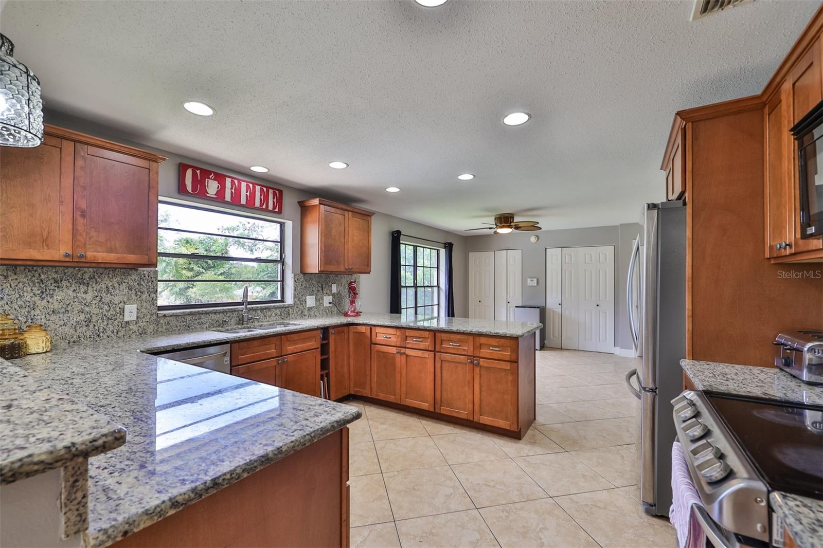 PINELLAS GROVES - Residential