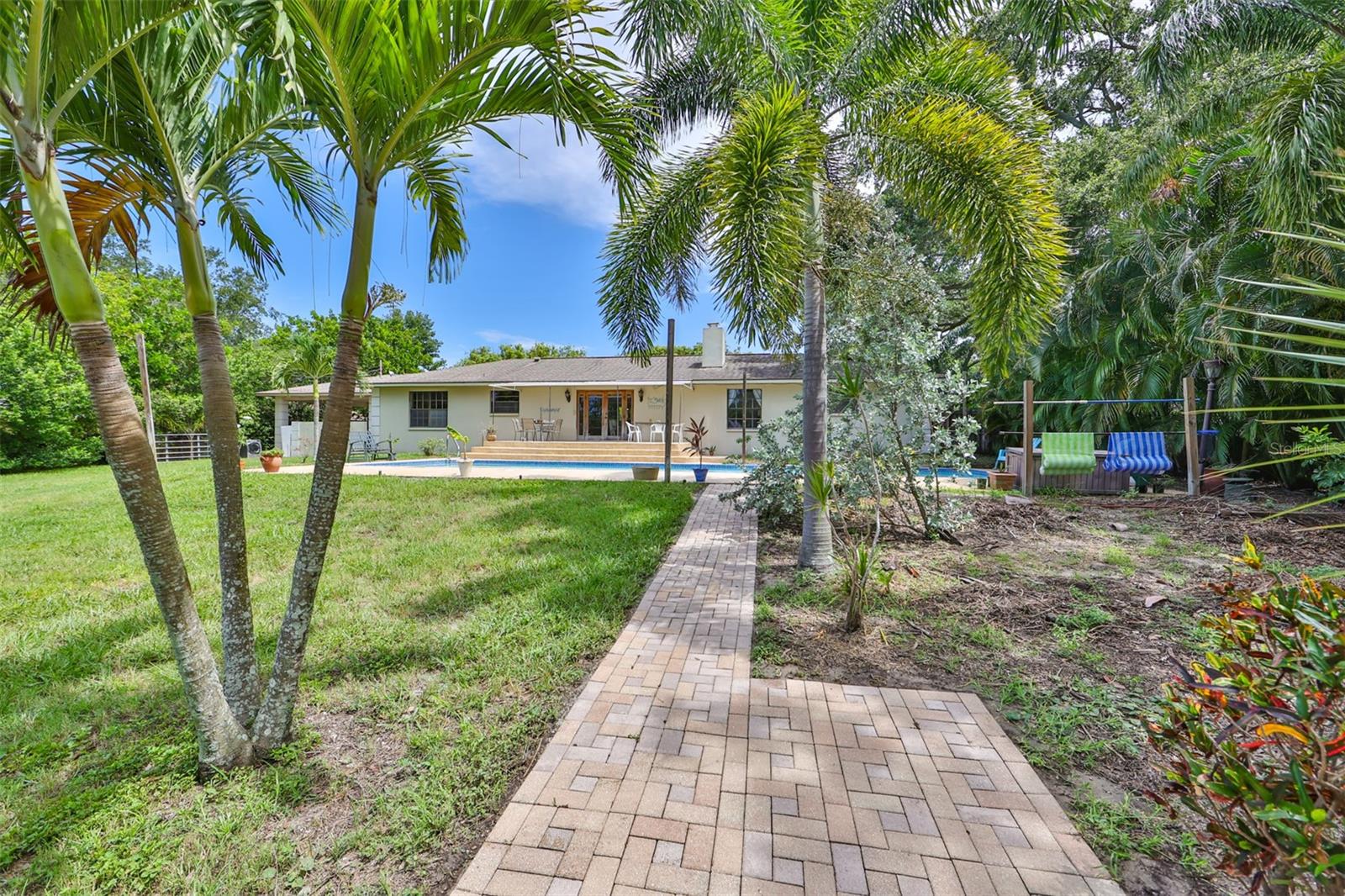 PINELLAS GROVES - Residential