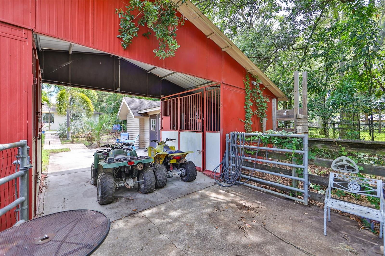 PINELLAS GROVES - Residential