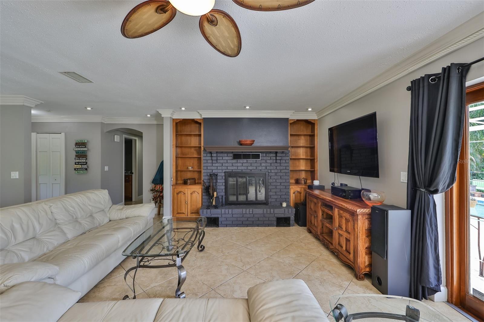 PINELLAS GROVES - Residential