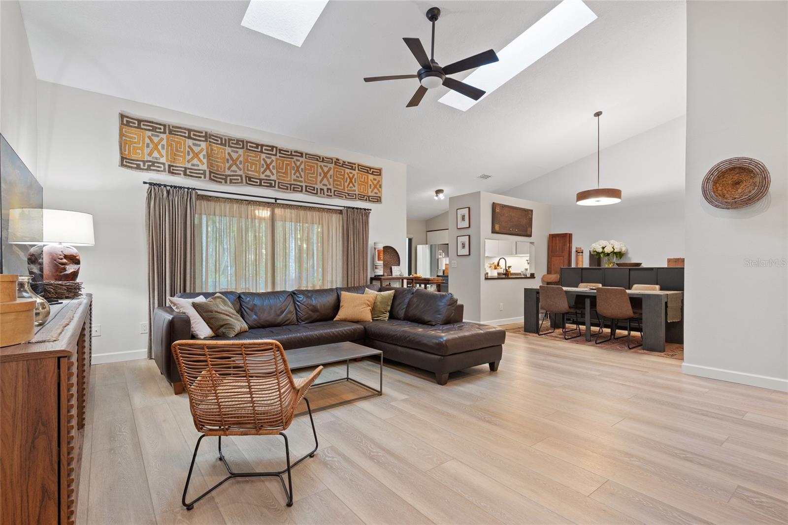 3427 HILLMOOR DRIVE