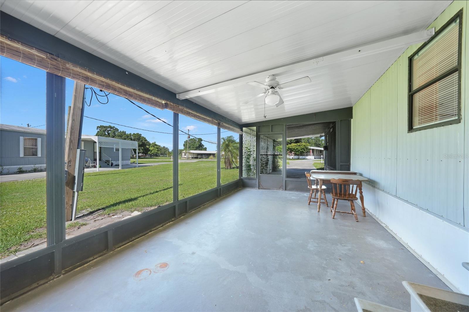 LAKE SIDE ESTATES - Residential