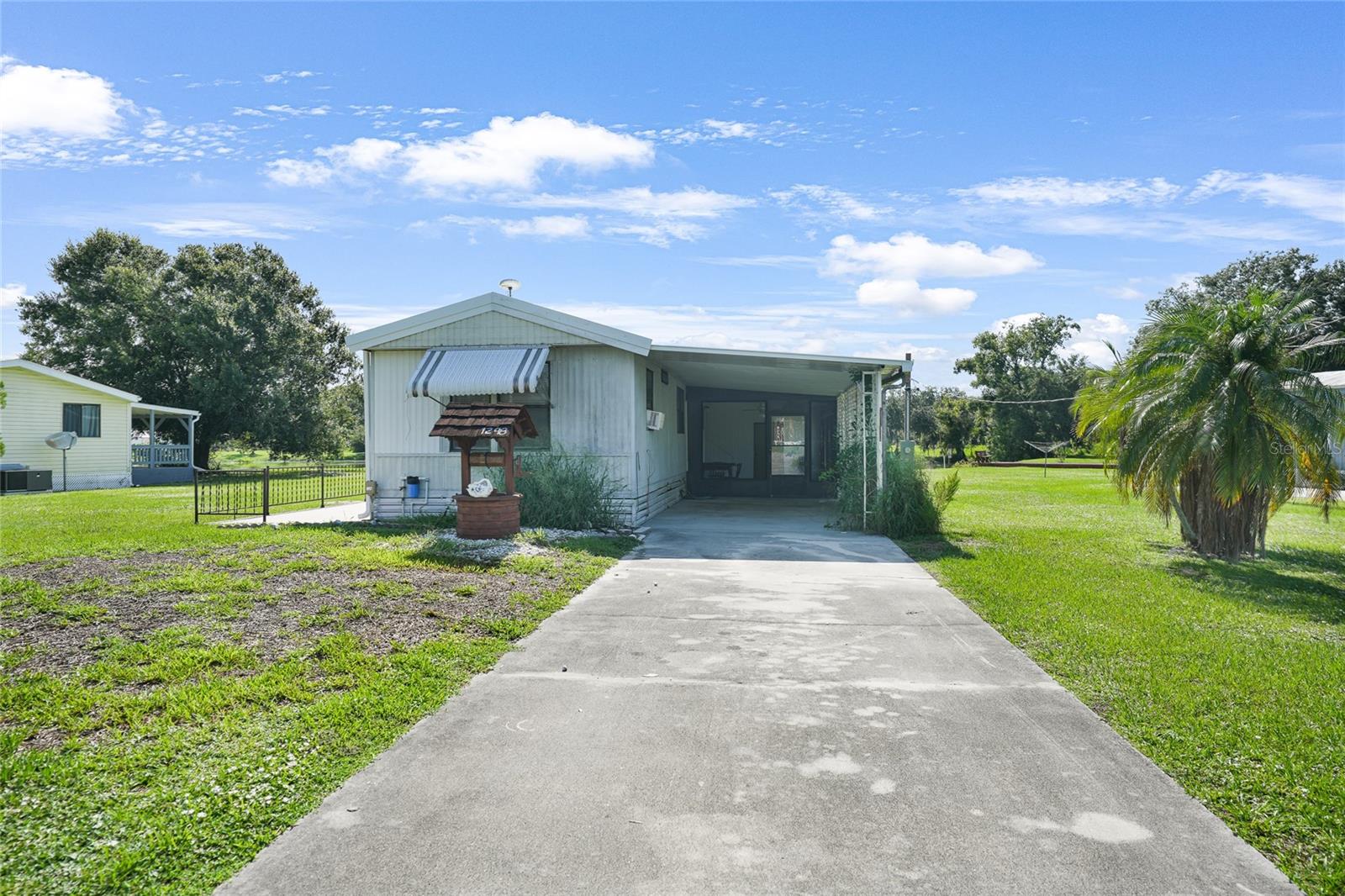 LAKE SIDE ESTATES - Residential