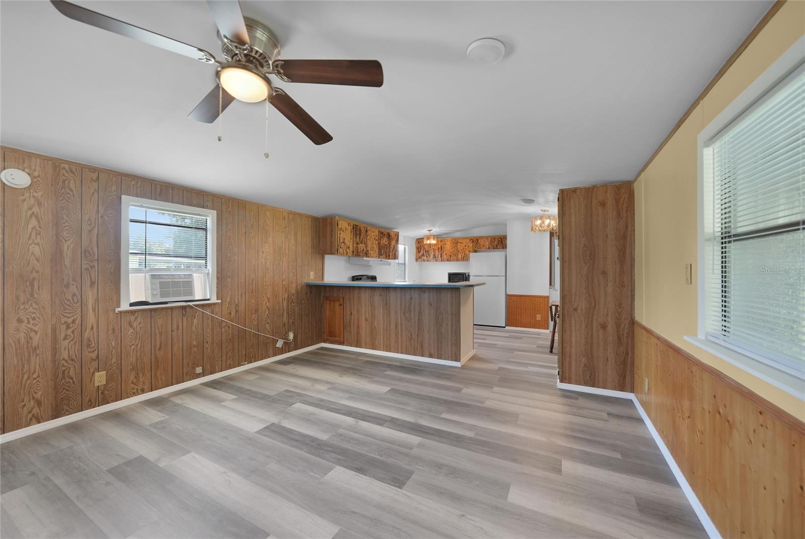 LAKE SIDE ESTATES - Residential