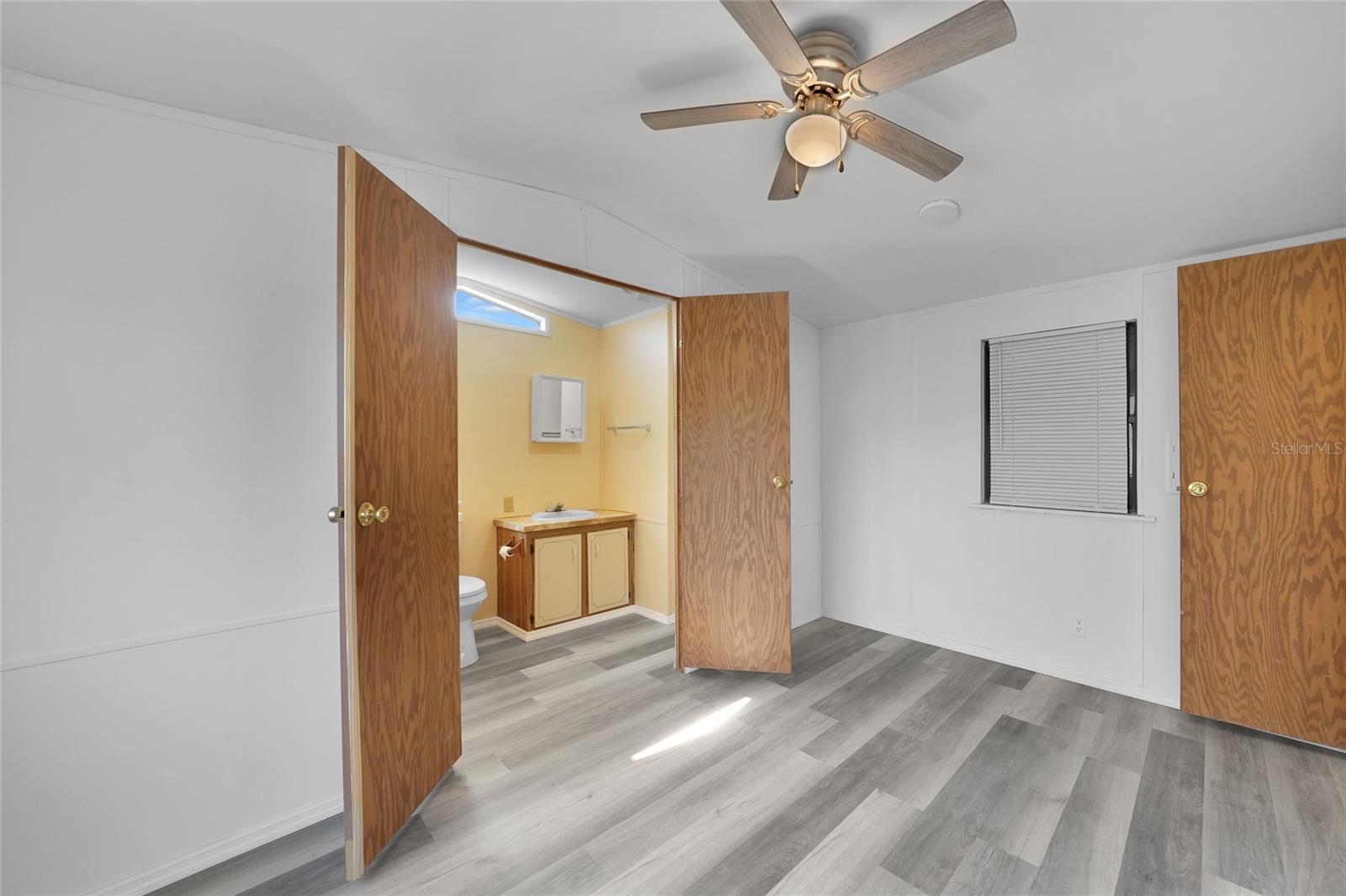 LAKE SIDE ESTATES - Residential