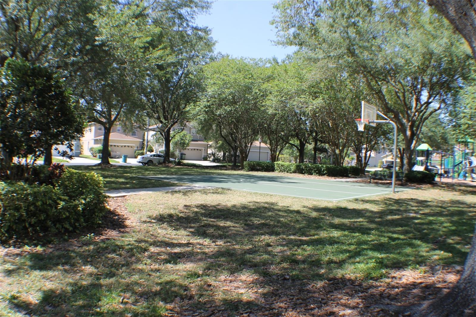 2320 SPRING HOLLOW LOOP