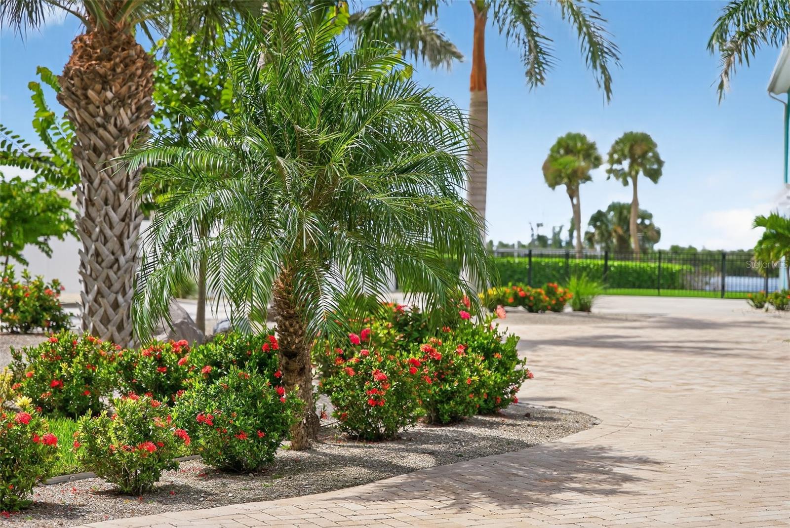 CAPE HAZE - Residential