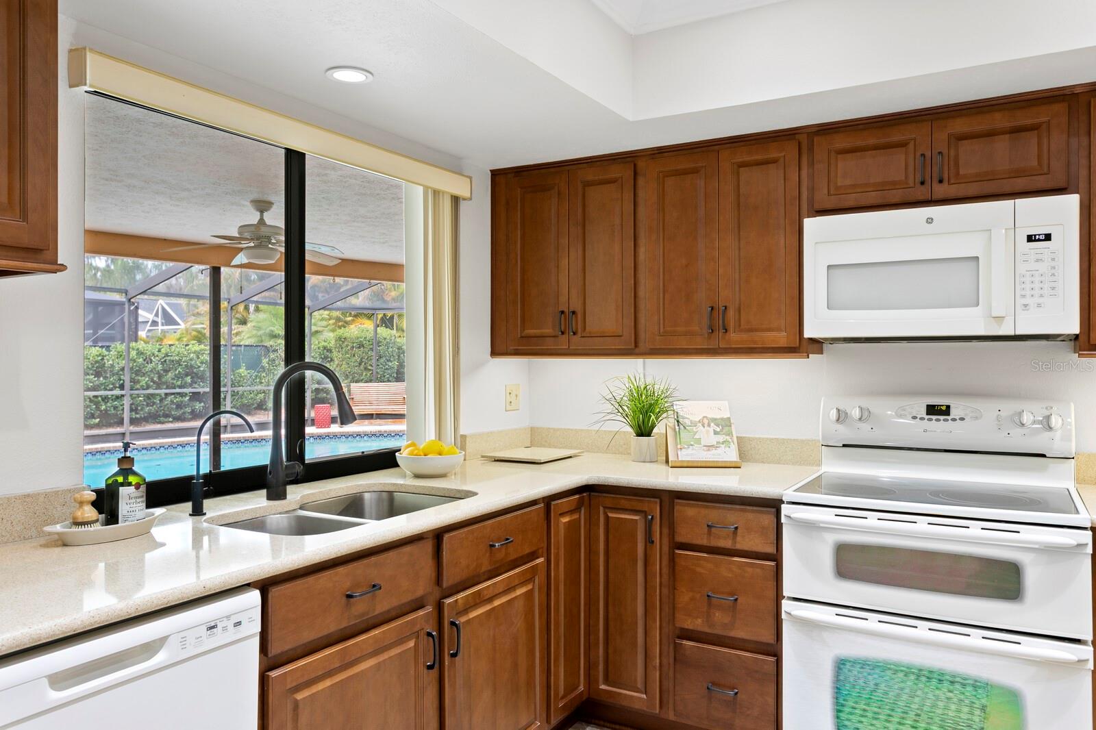 TEMPLE TERRACE ESTATES REP - Residential