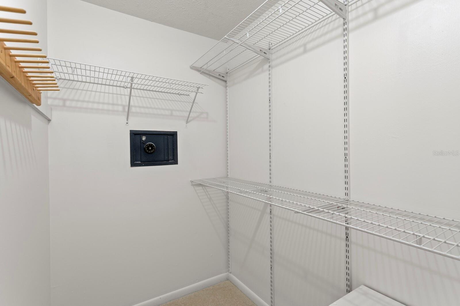 TEMPLE TERRACE ESTATES REP - Residential