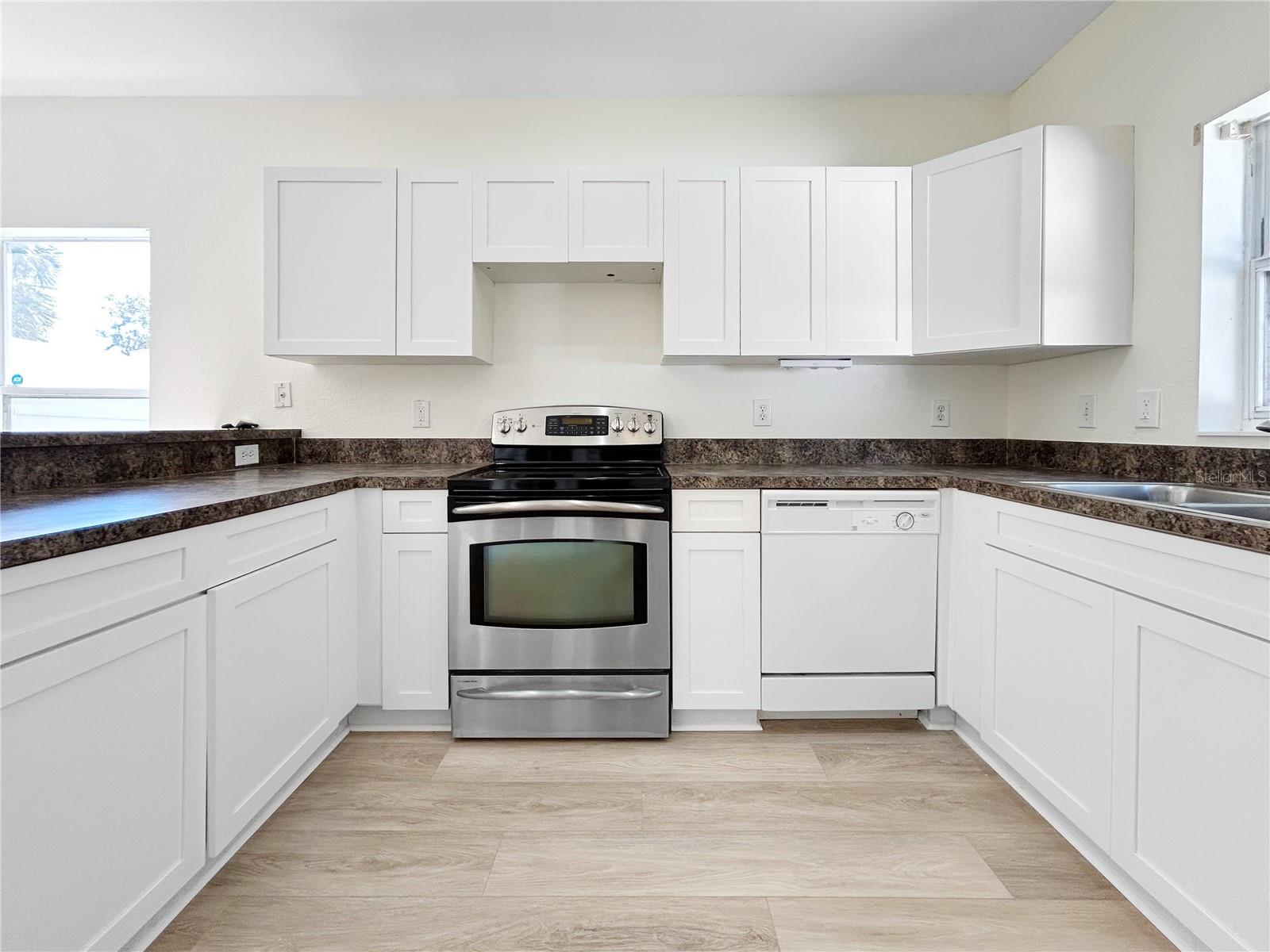 OAK VIEW PH I - Residential