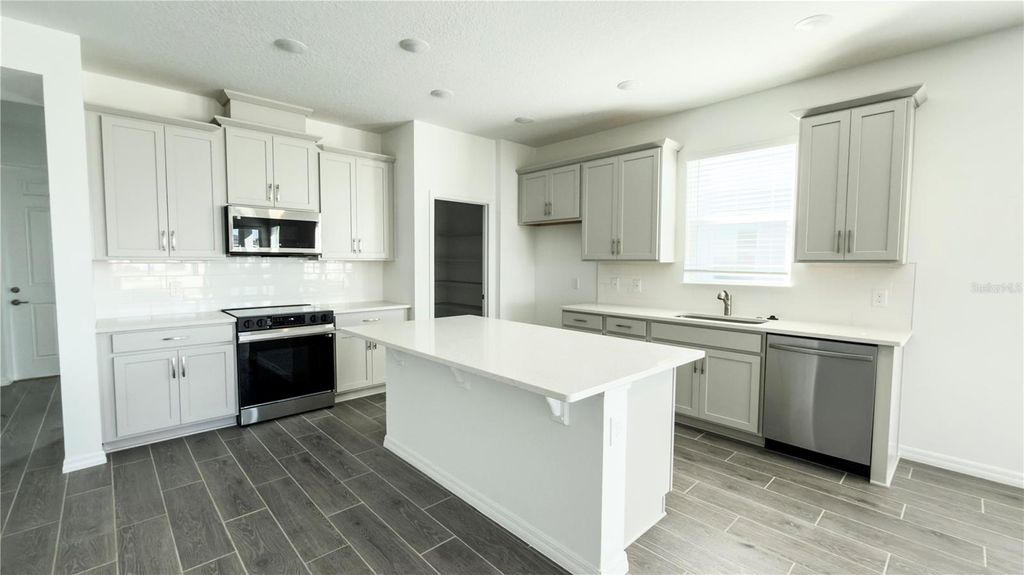 Photo of 1816 Columbus Path, Saint Cloud, FL 34771 (MLS # R4910066)