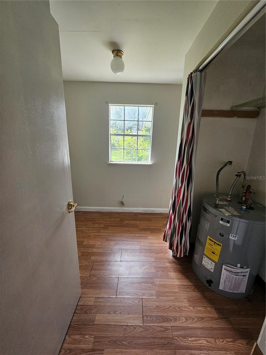 SILVER SPGS VILLAGE - Residential