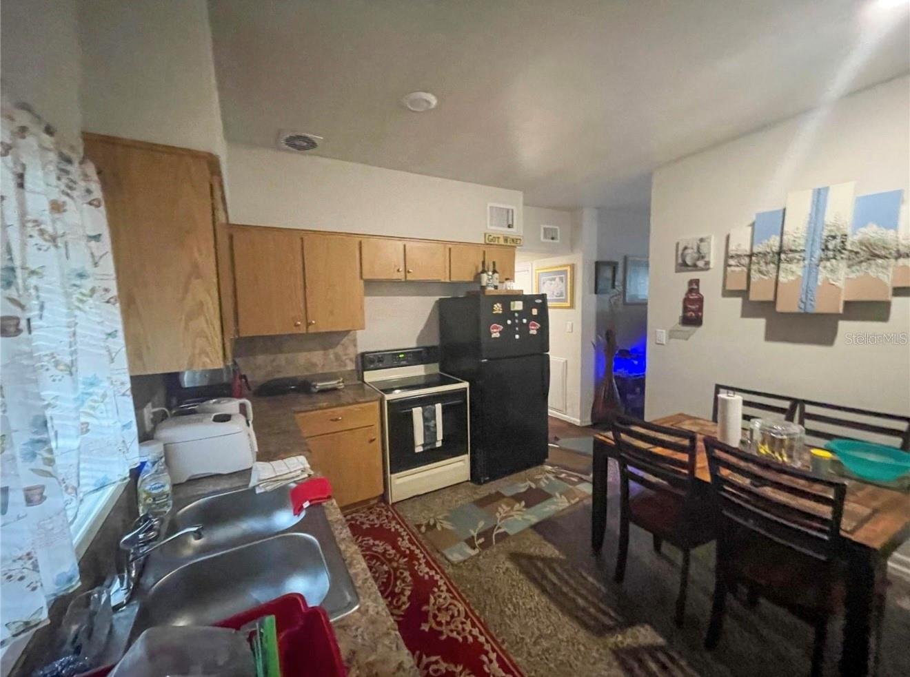 2510 PERRINE PLACE