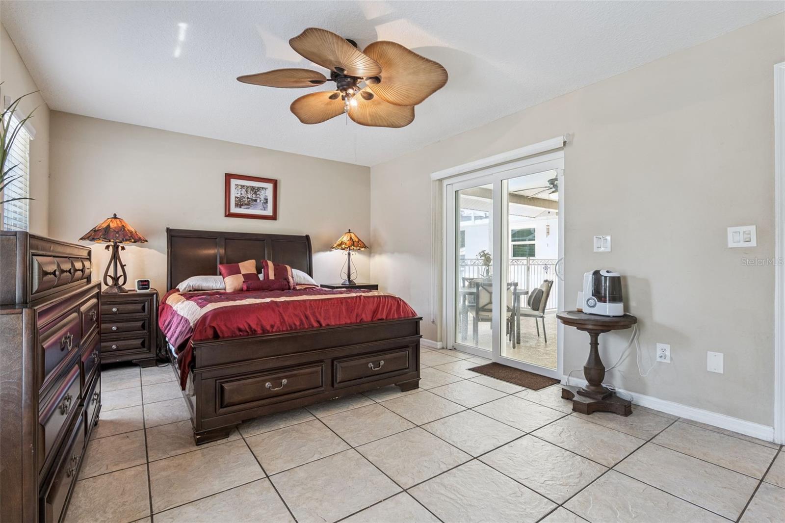 KINGS COVE - Residential