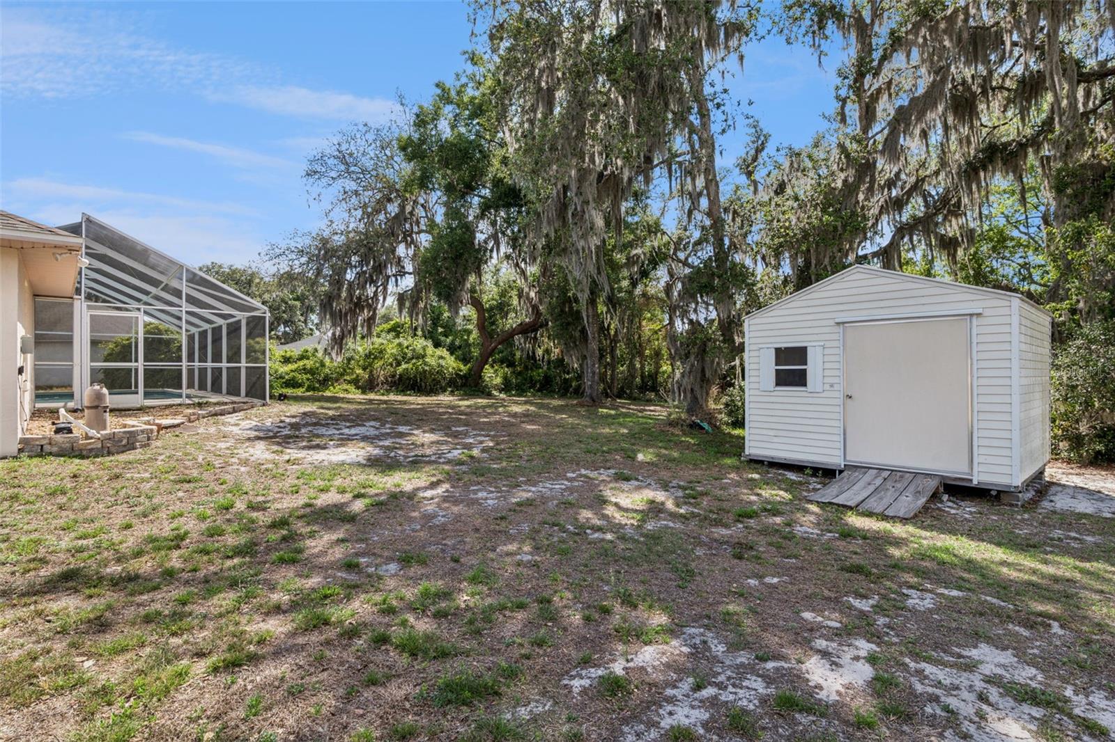 KINGS COVE - Residential