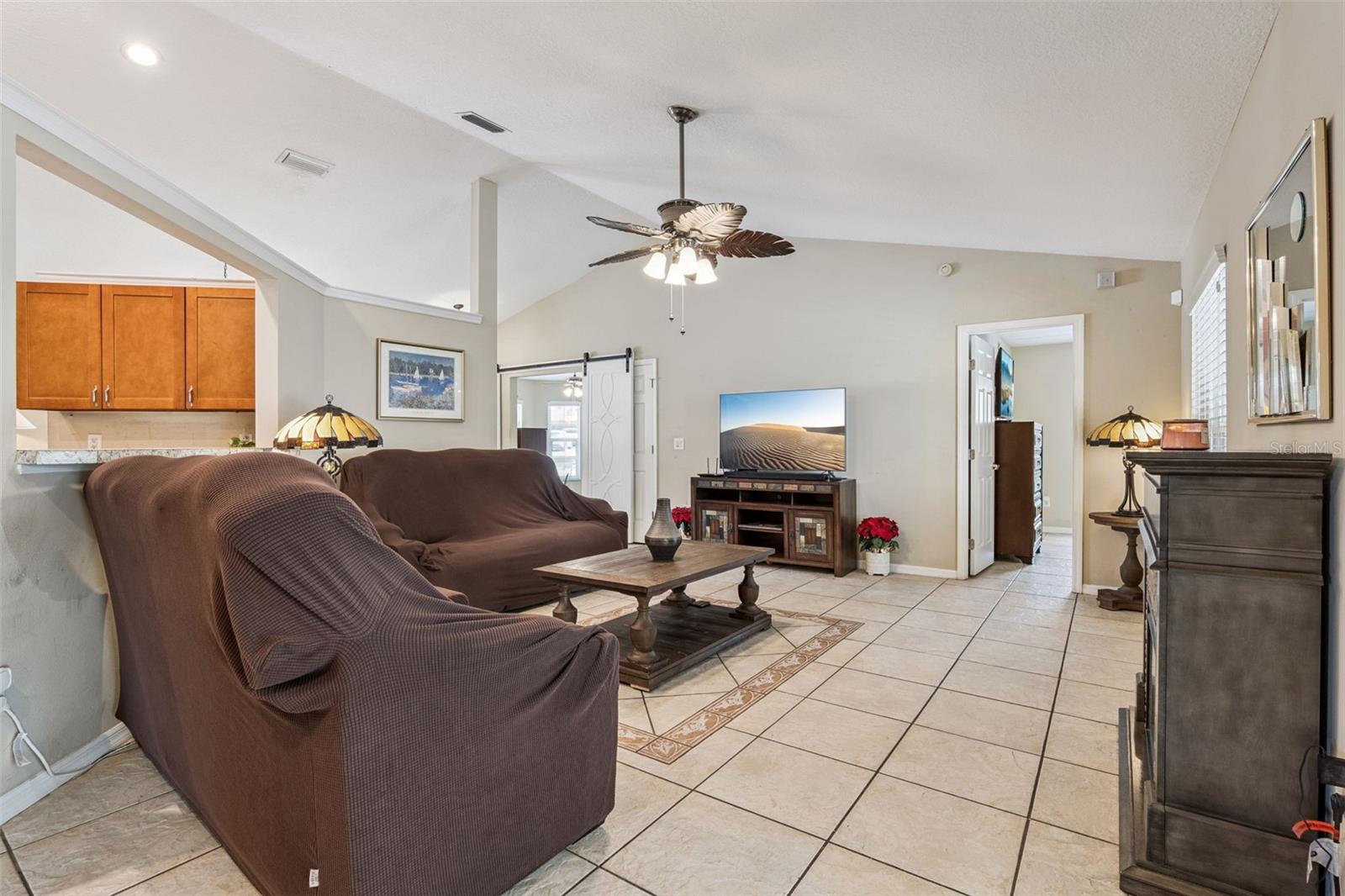 KINGS COVE - Residential