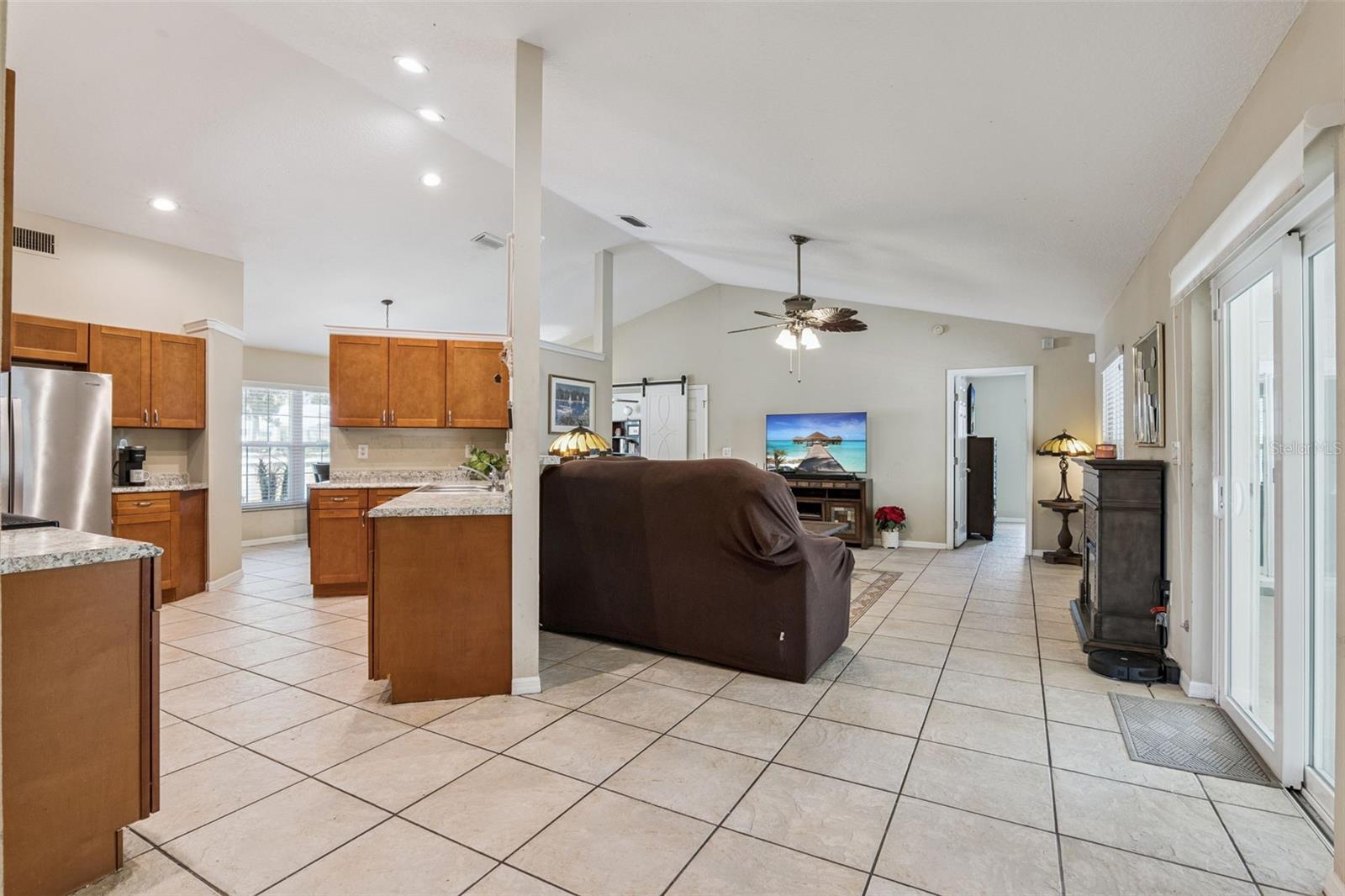 KINGS COVE - Residential