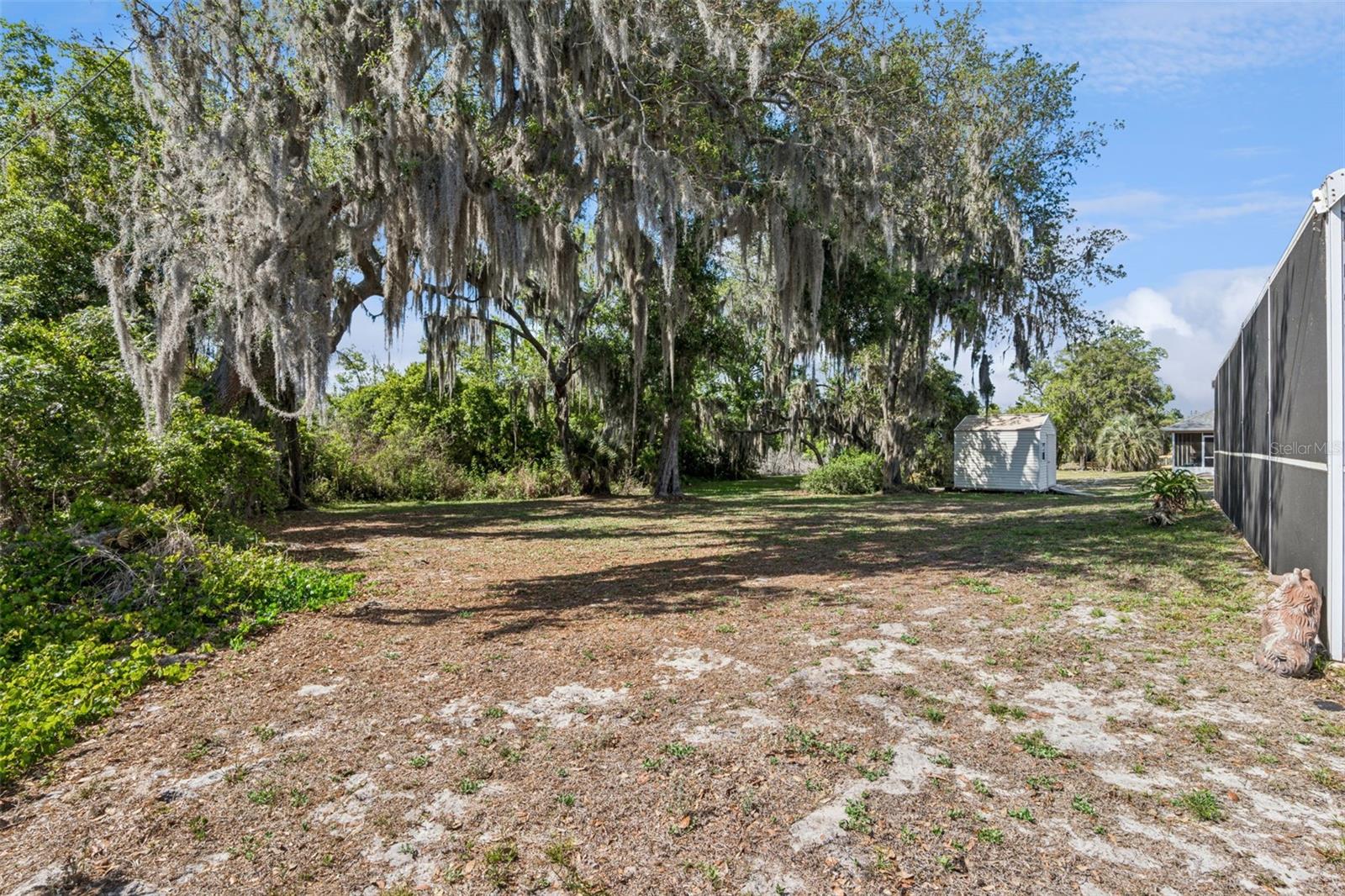 KINGS COVE - Residential