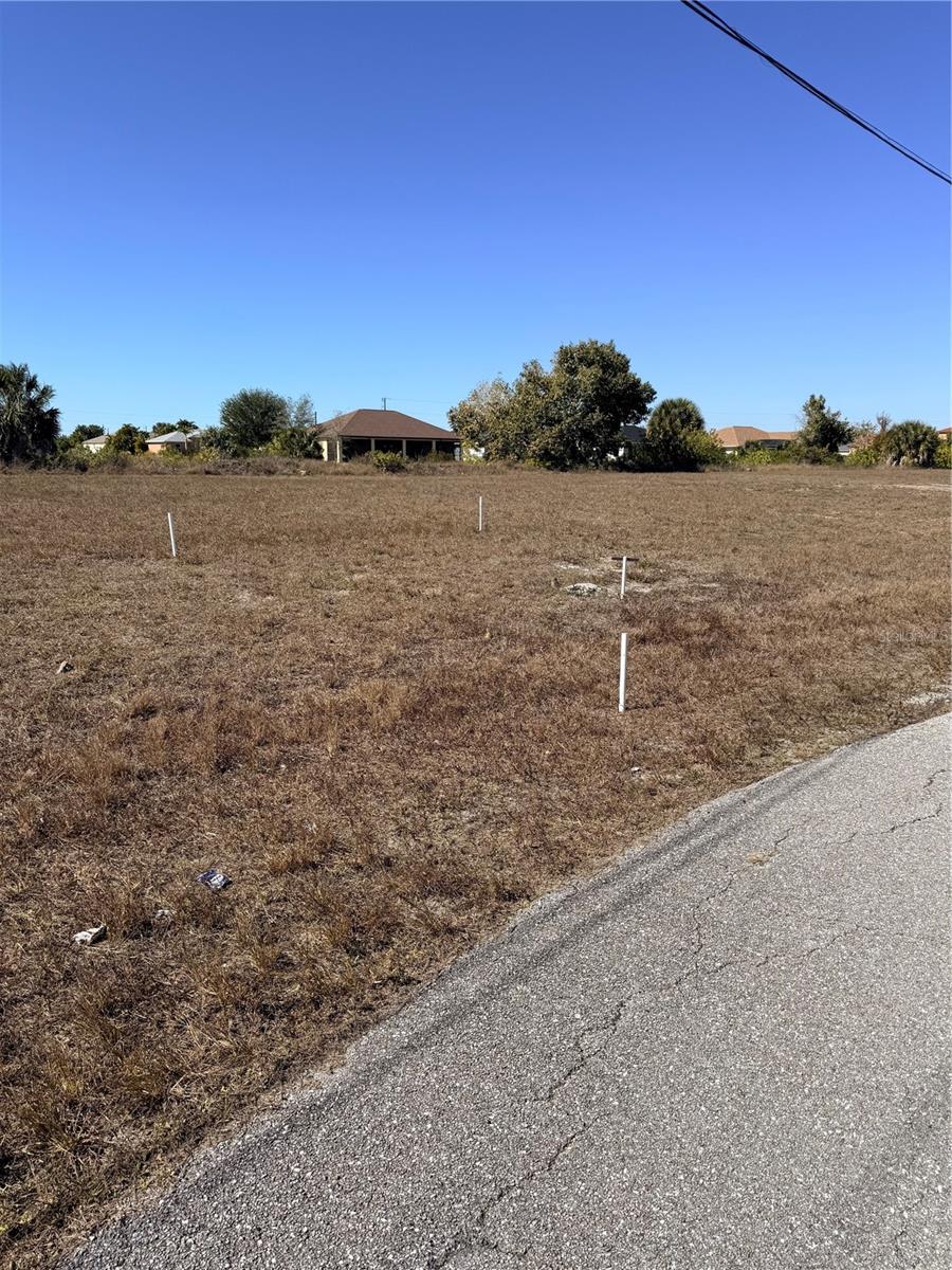 2000 NW 9TH AVENUE