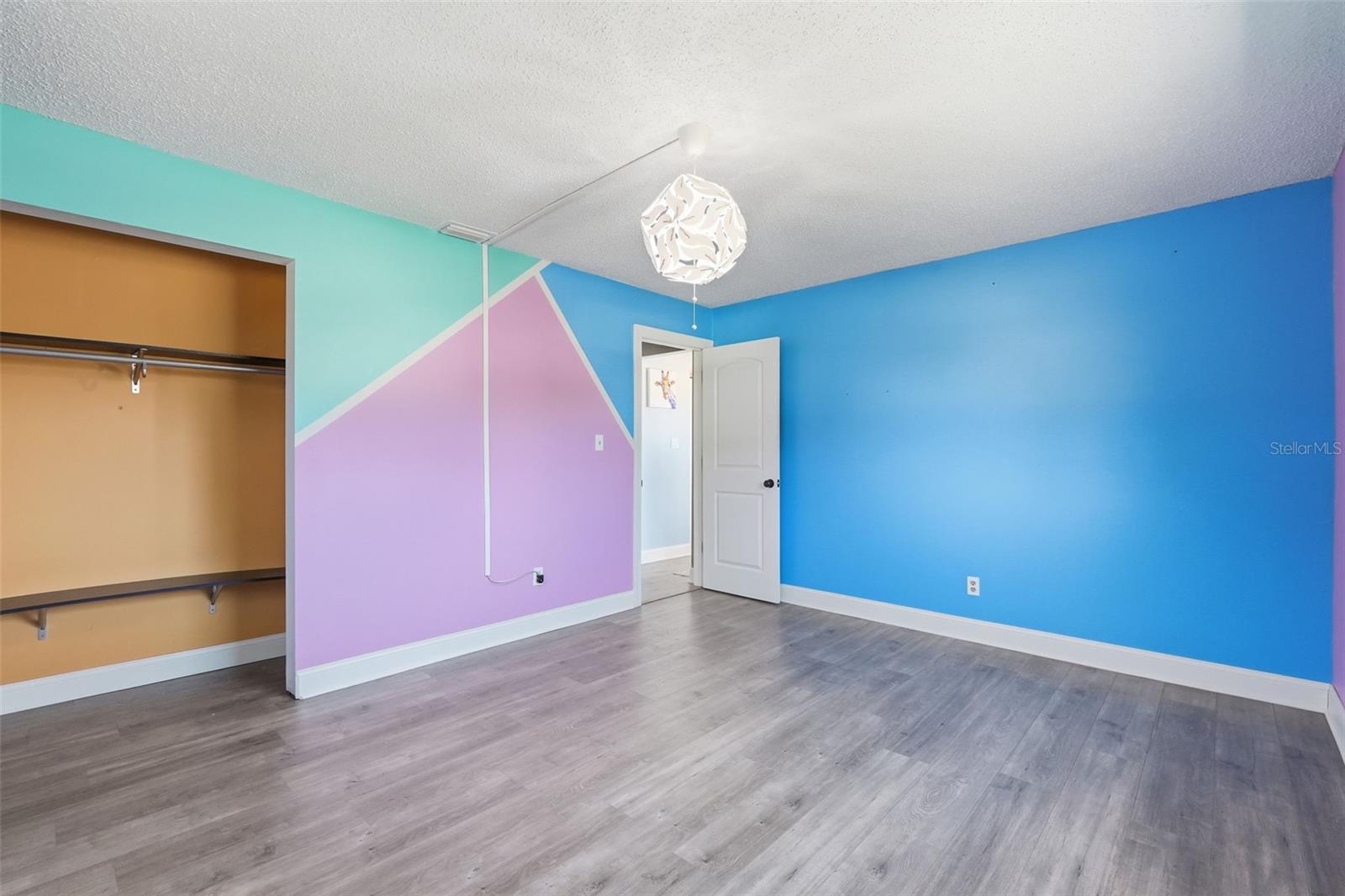 LAKE PEARL ESTATES - Residential