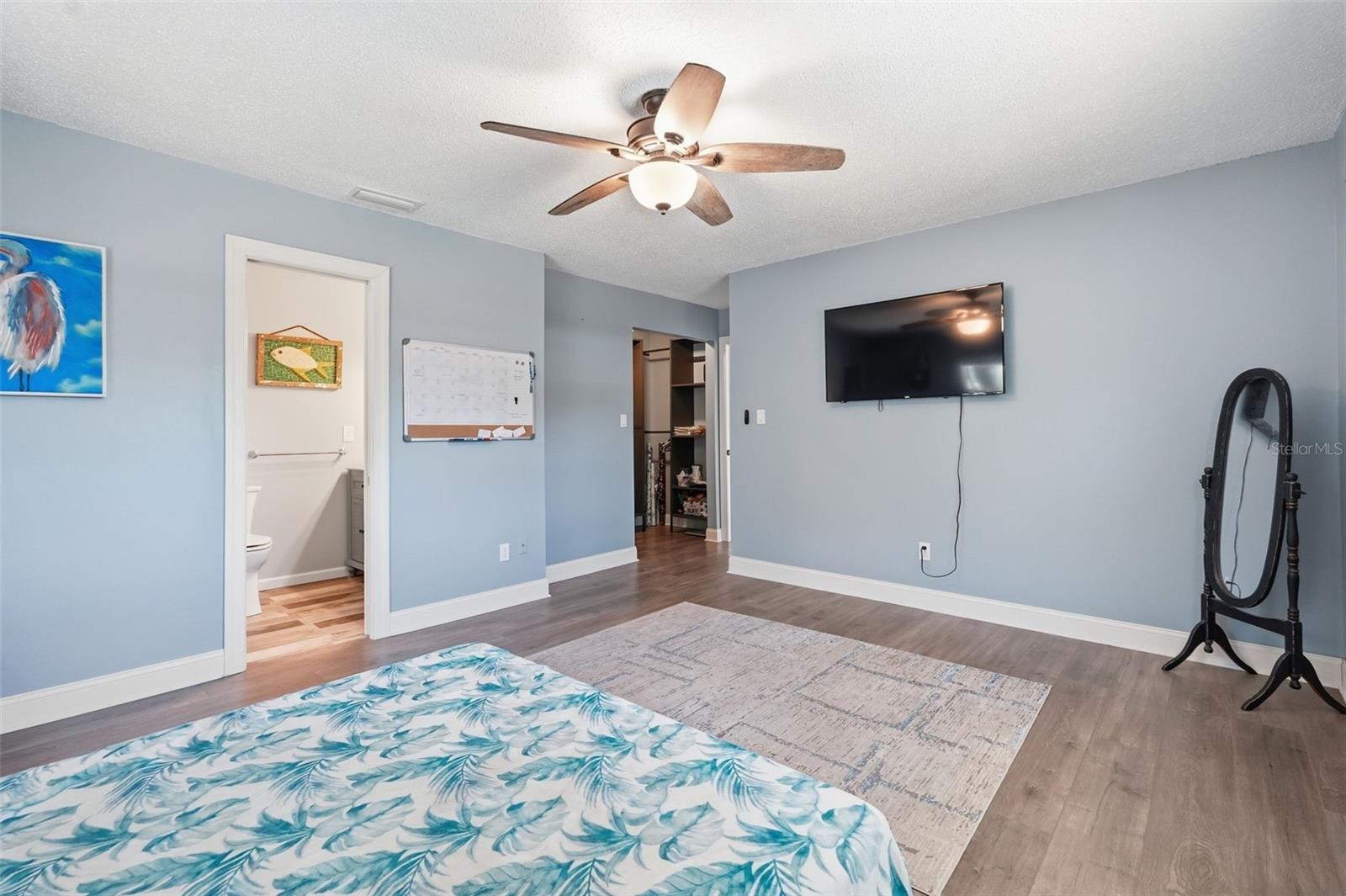 LAKE PEARL ESTATES - Residential