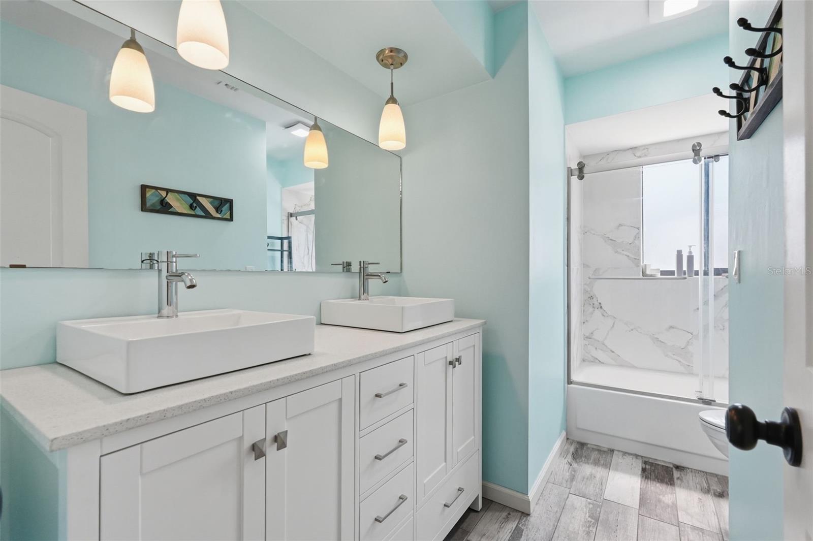 LAKE PEARL ESTATES - Residential