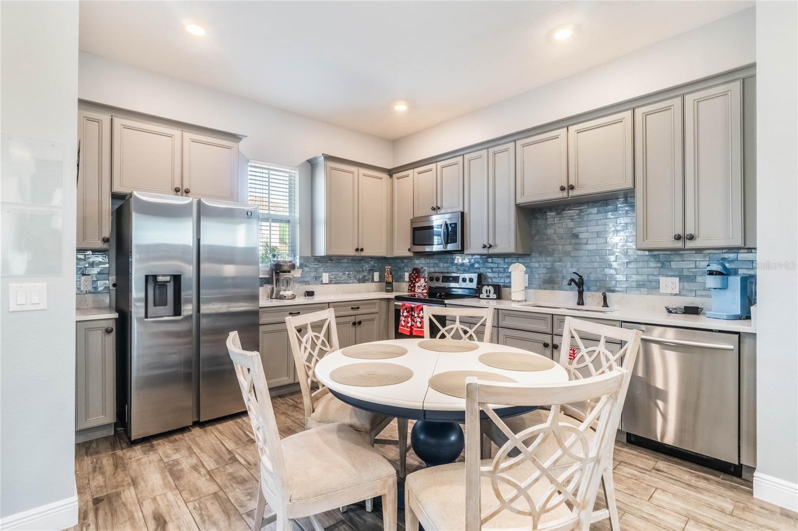 ROLLING OAKS PH 6B - Residential