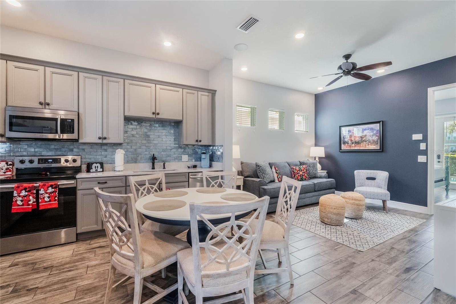 ROLLING OAKS PH 6B - Residential