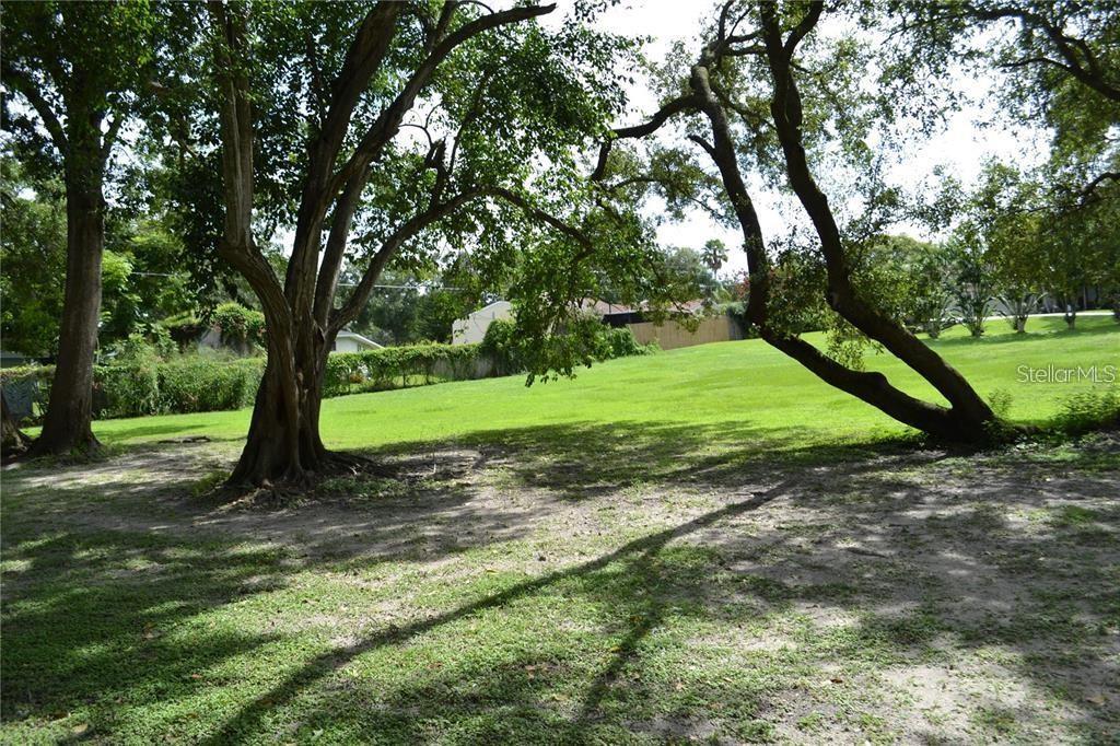 LITTLE GROVE HEIGHTS - Land