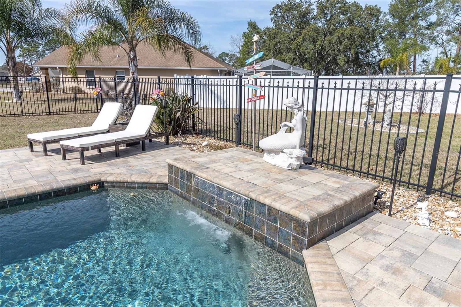 PLANTATION PALMS - Residential