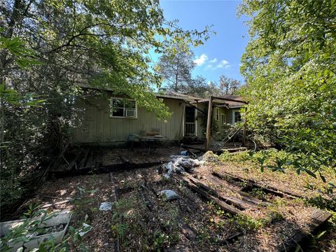 A home in BRONSON