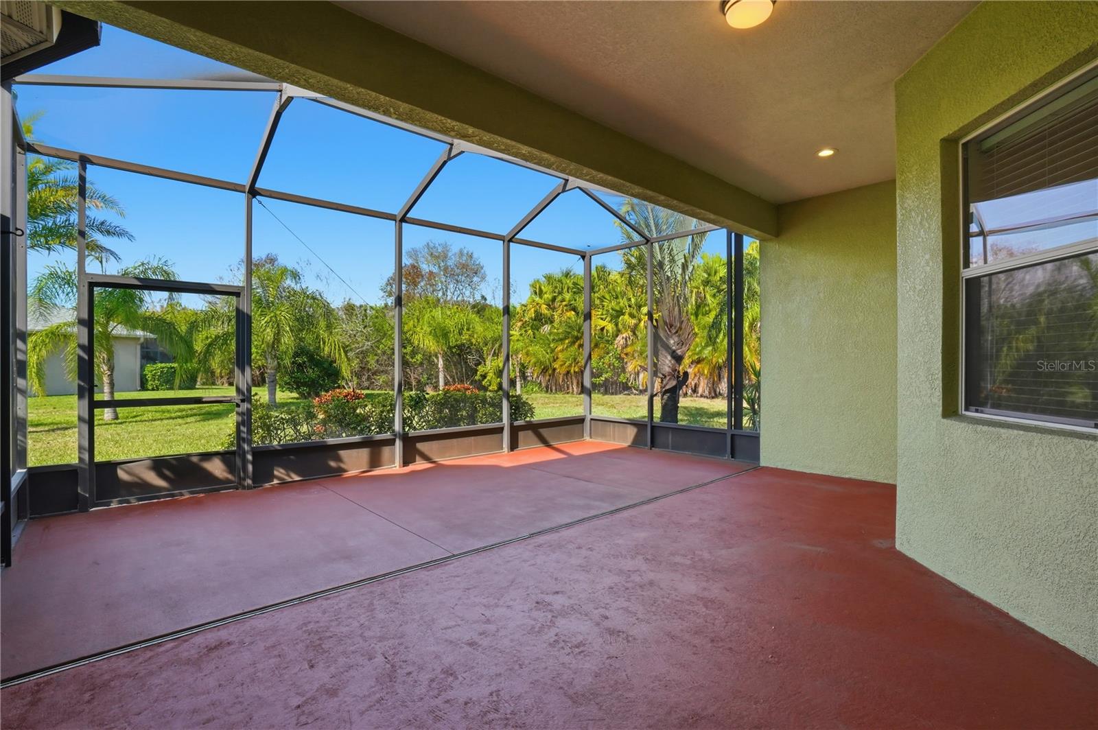 HARBOUR ISLES PH 1 - Residential