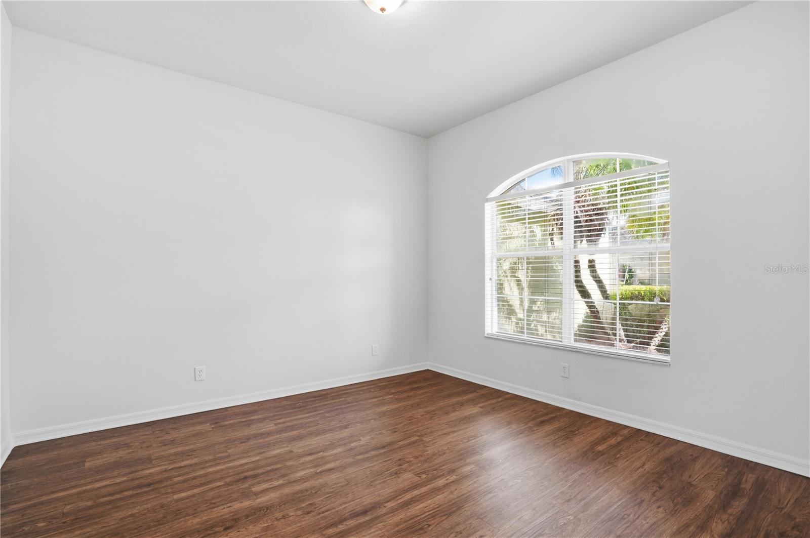 HARBOUR ISLES PH 1 - Residential