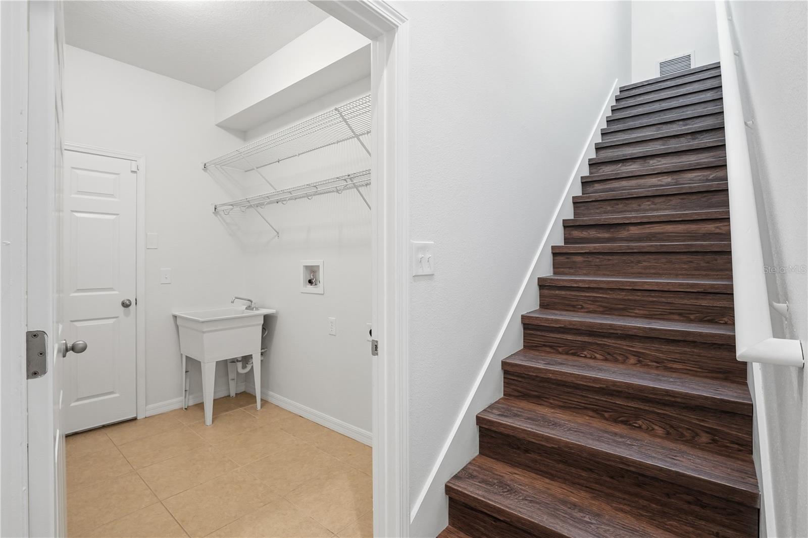 HARBOUR ISLES PH 1 - Residential