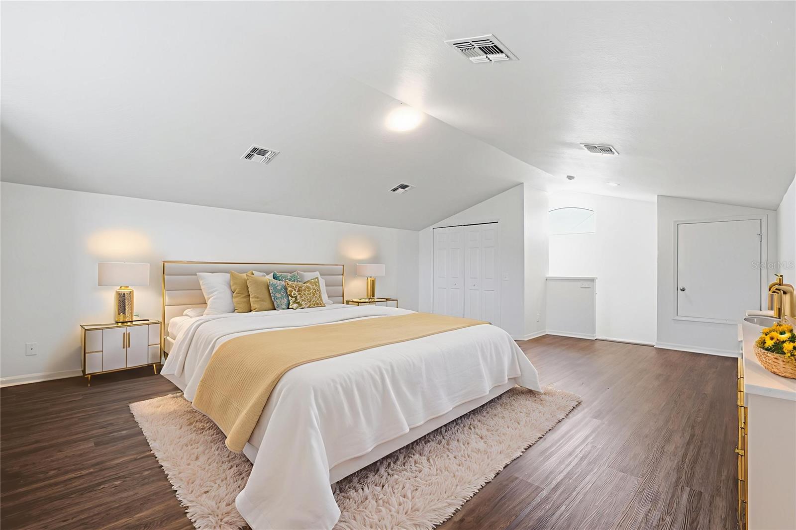 HARBOUR ISLES PH 1 - Residential