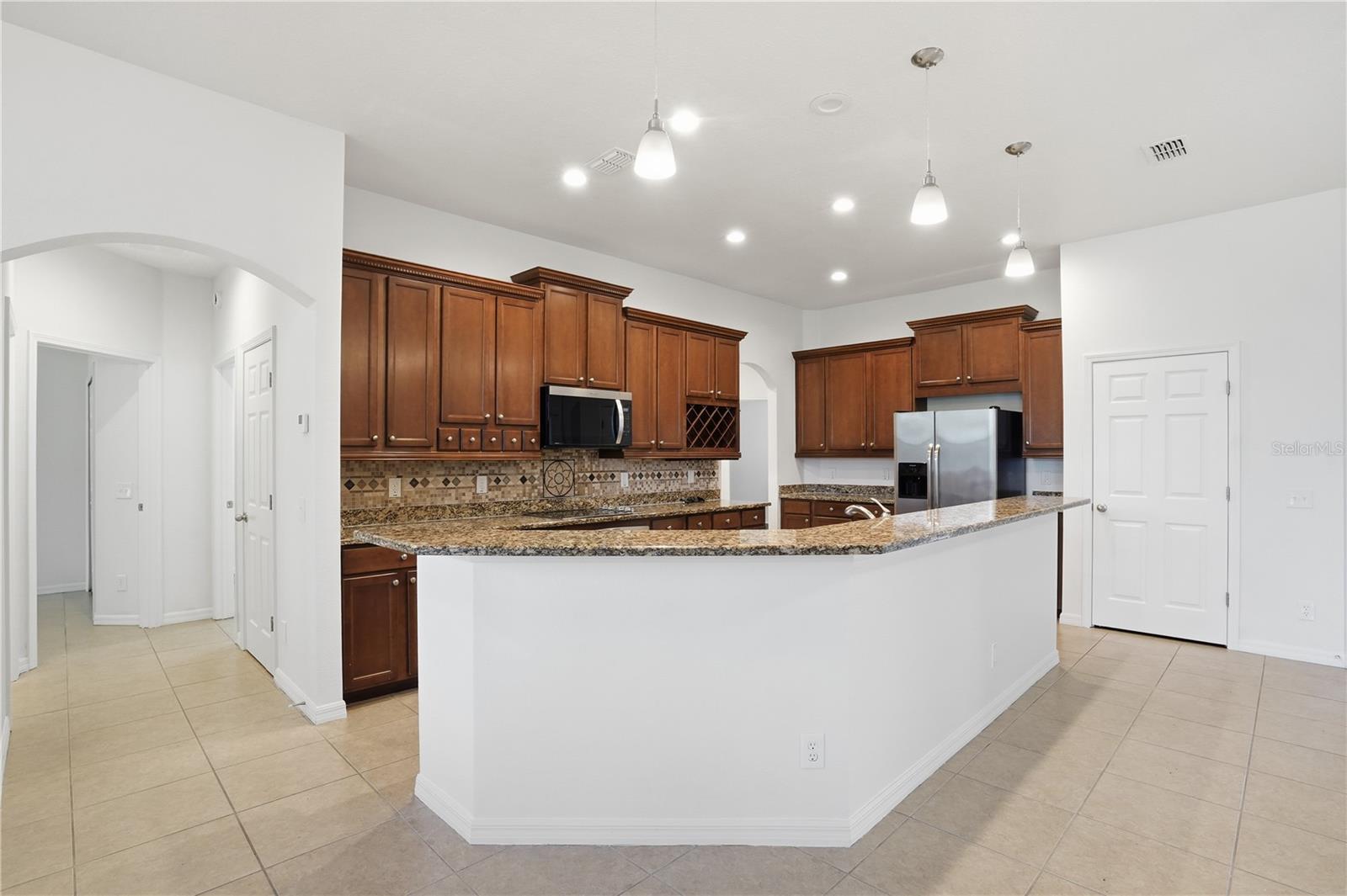 HARBOUR ISLES PH 1 - Residential