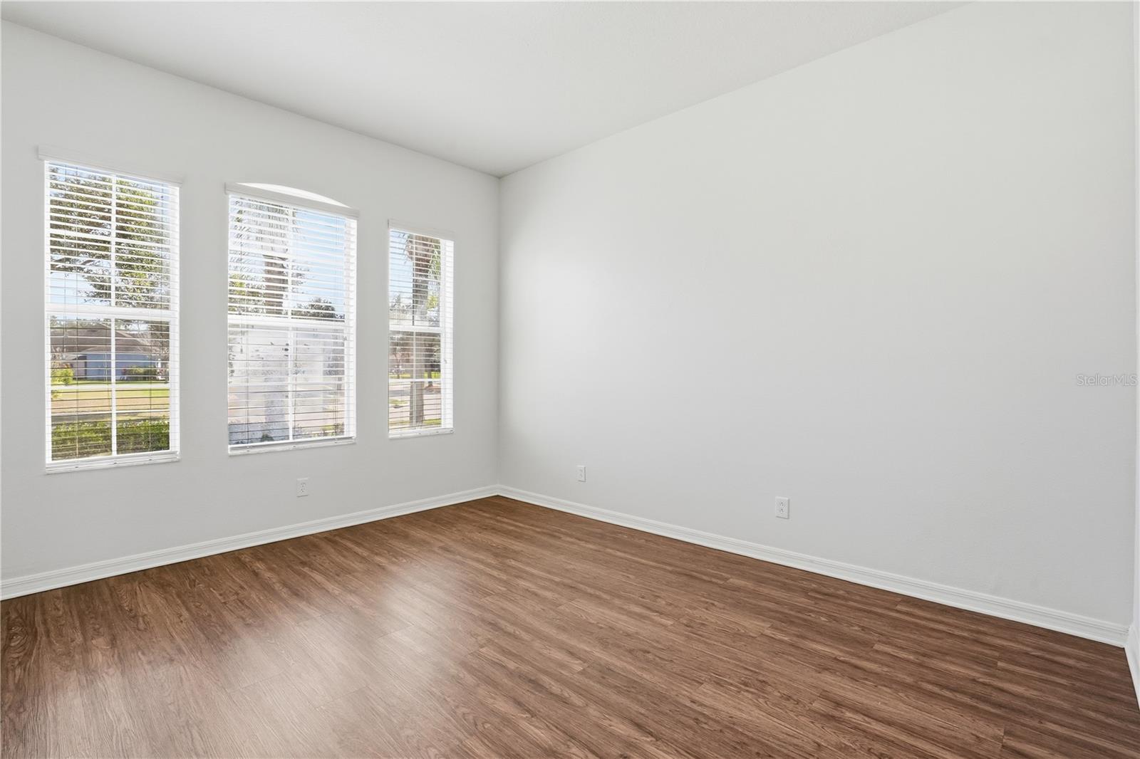 HARBOUR ISLES PH 1 - Residential