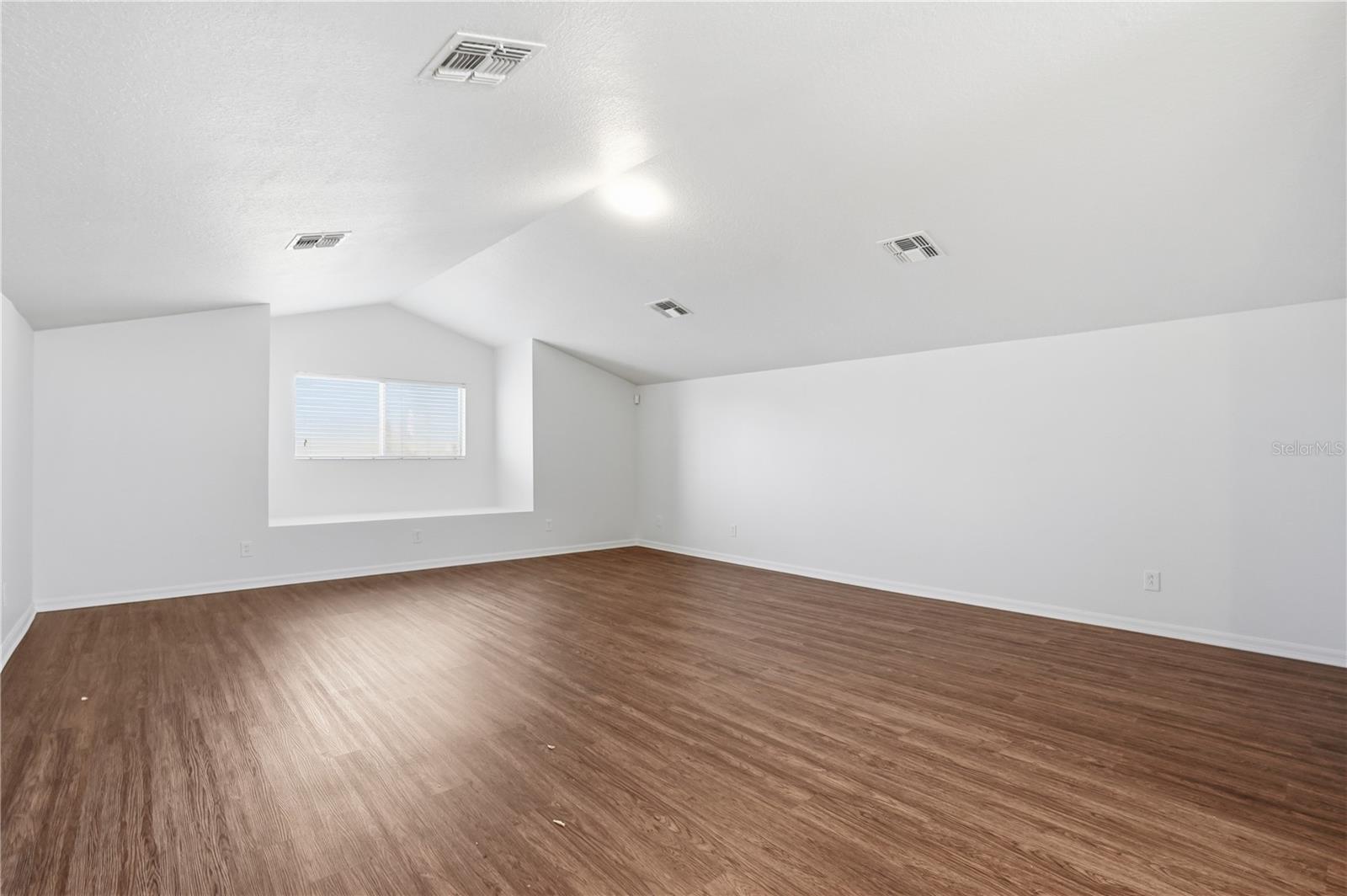 HARBOUR ISLES PH 1 - Residential