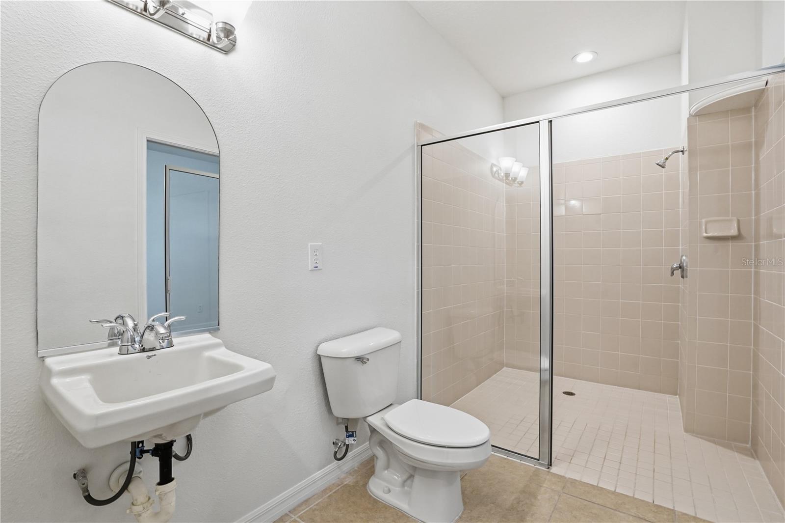 HARBOUR ISLES PH 1 - Residential