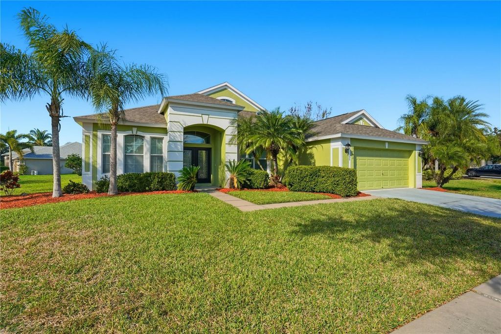 Photo of 5402 Coral Shell Way, Apollo Beach, FL 33572 (MLS # O6369629)