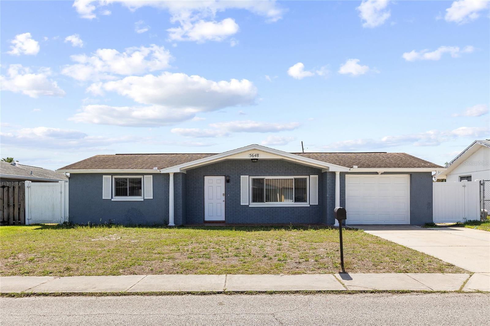 COLONIAL HILLS - Residential Lease