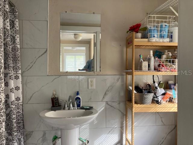 PACKWOOD - Commercial Lease