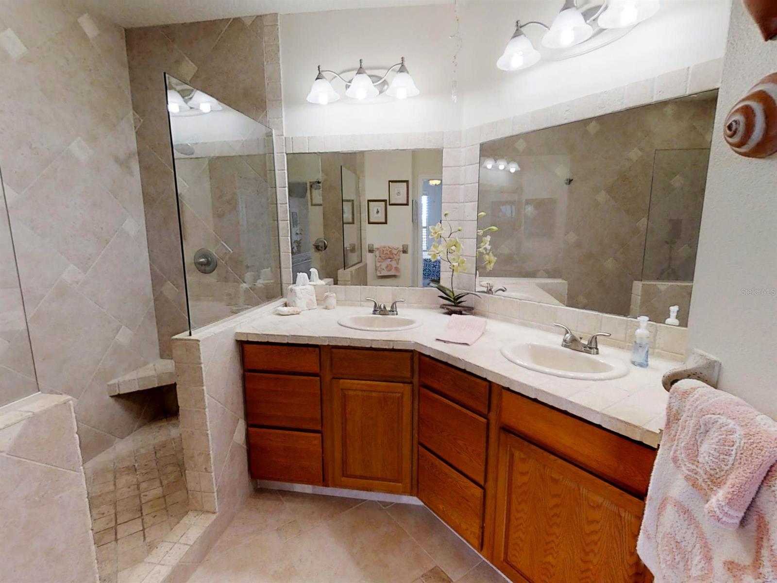 Bouchelle Island Condo - Residential